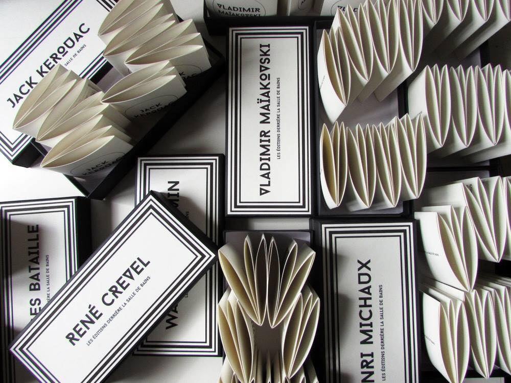 Image of BLACK BOX | 30 auteurs au choix